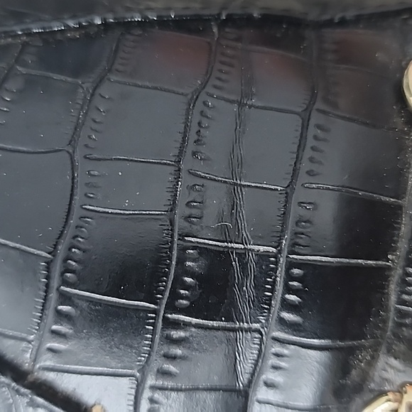 Call it spring loafers - Picture 3 of 5